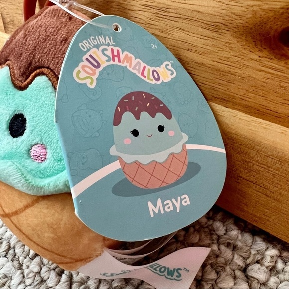 NWT 🥀 3" Maya the Mint Chocolate Chip Ice Cream Squishmallow Clip - Picture 5 of 8